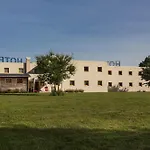 Szálloda Angers Parc Expos