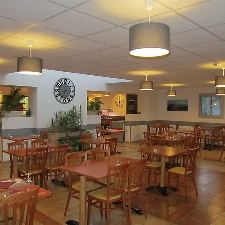 酒店 Angers Parc Expos 2*