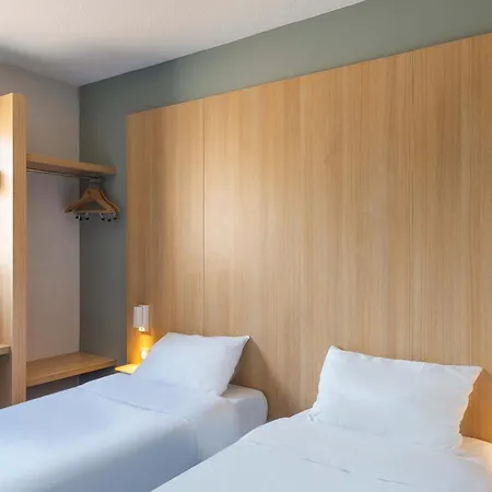 Hotel Angers Parc Expos 2*