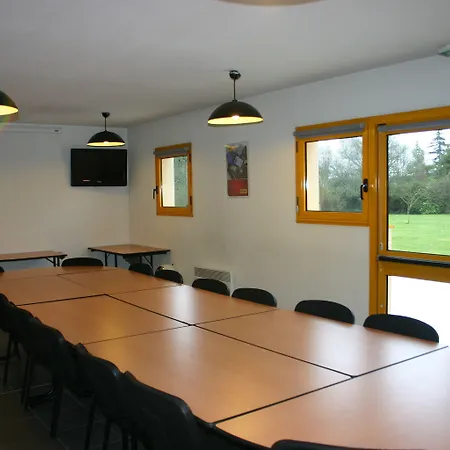 Otel Angers Parc Expos 2*