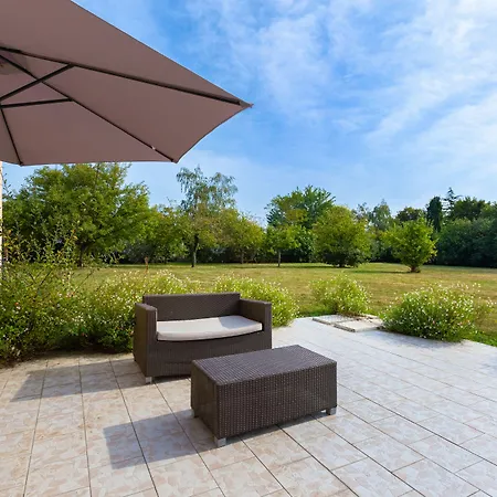 Angers Parc Expos 2*