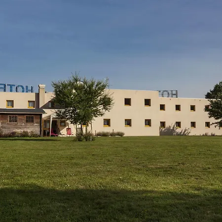 Szálloda Angers Parc Expos