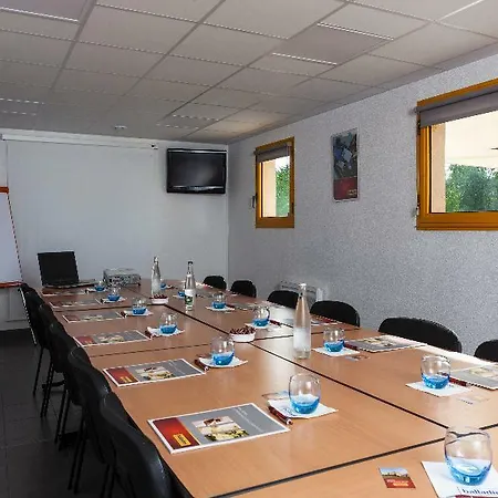 Otel Angers Parc Expos