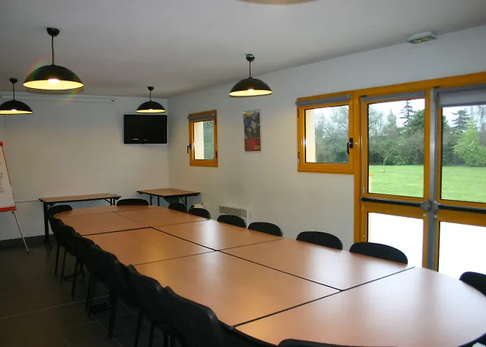 Hotell Angers Parc Expos 2*