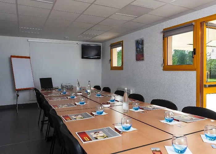 Hotel Angers Parc Expos